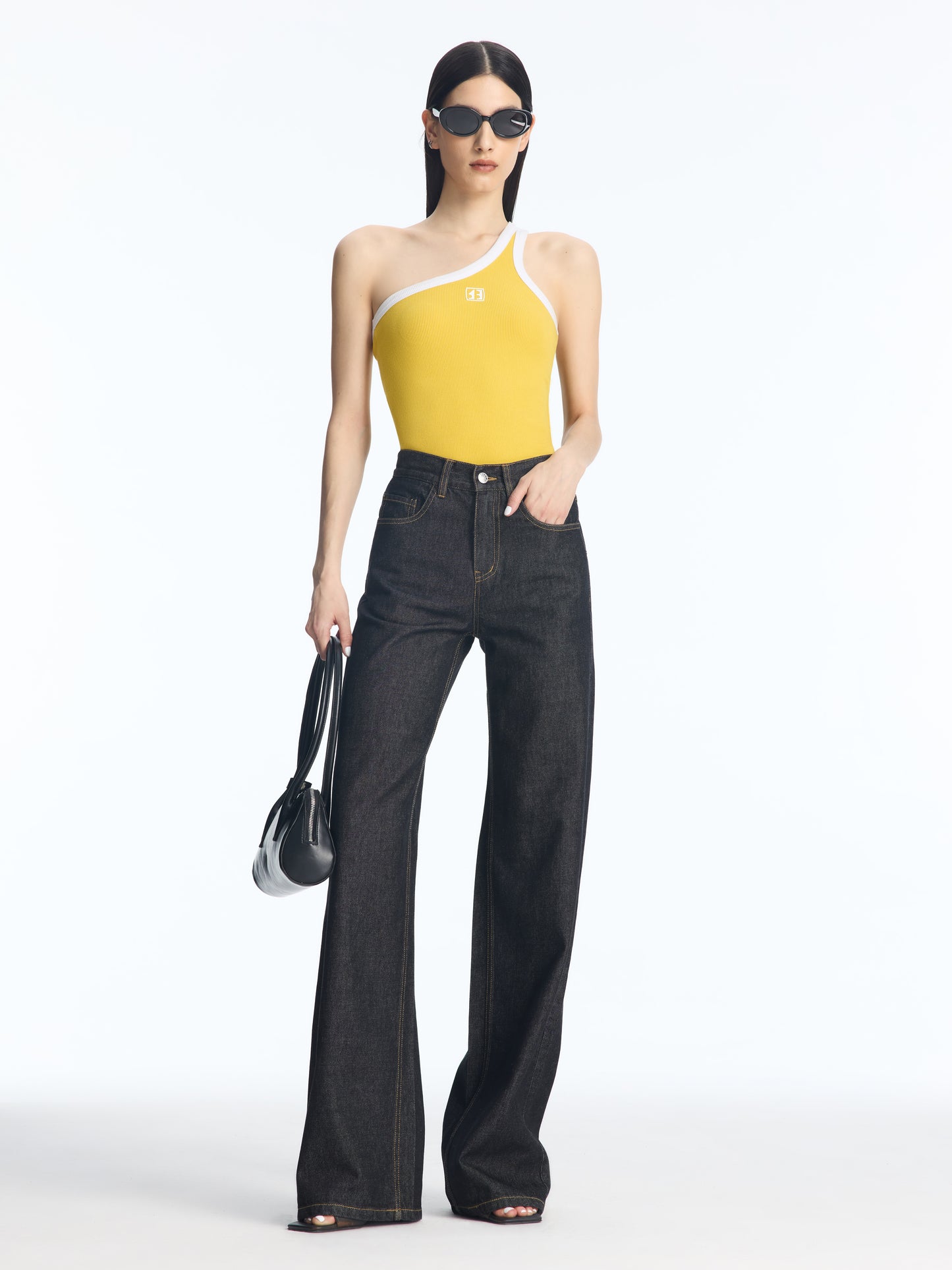 One-shoulder tank top