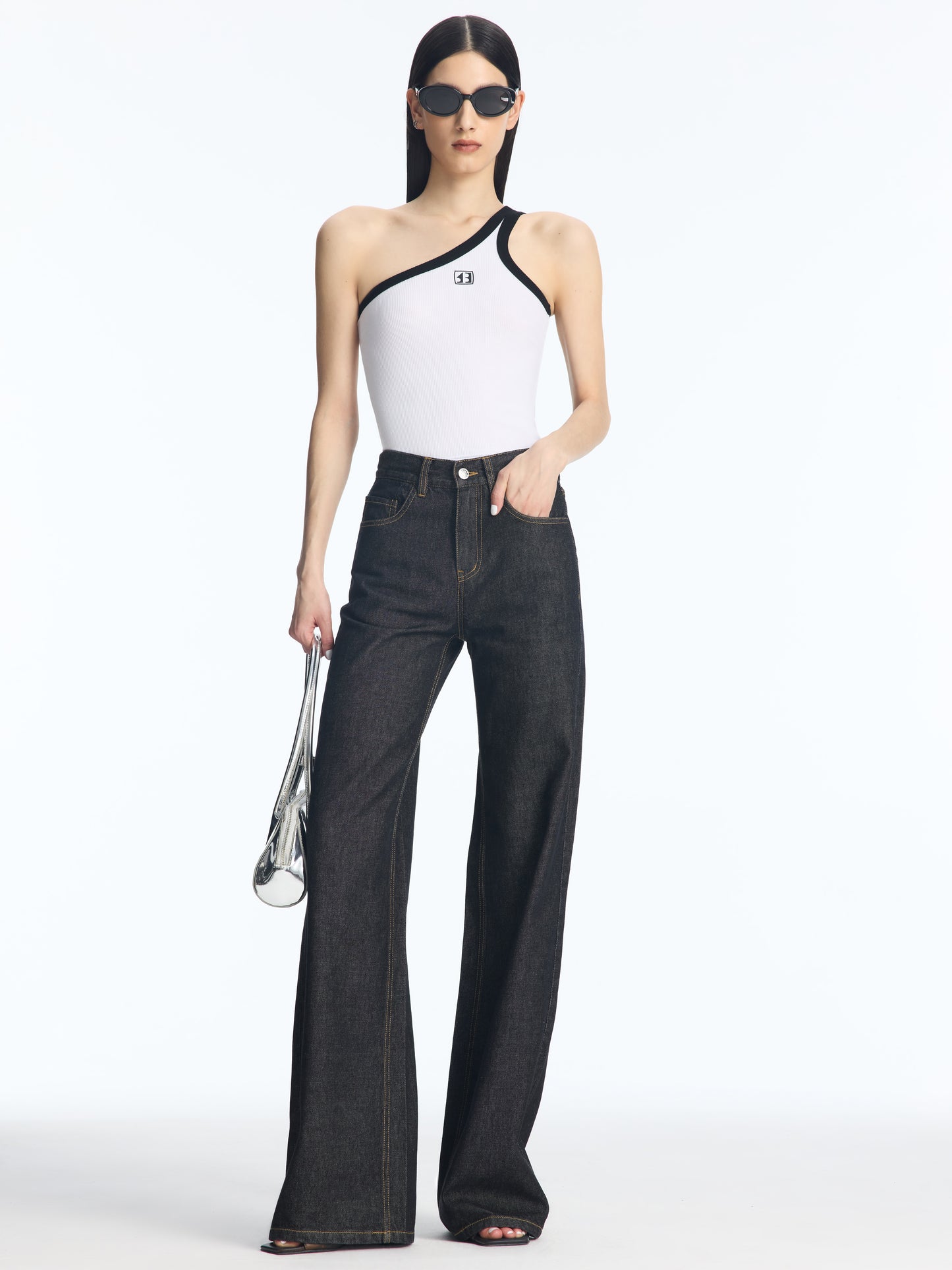 One-shoulder tank top