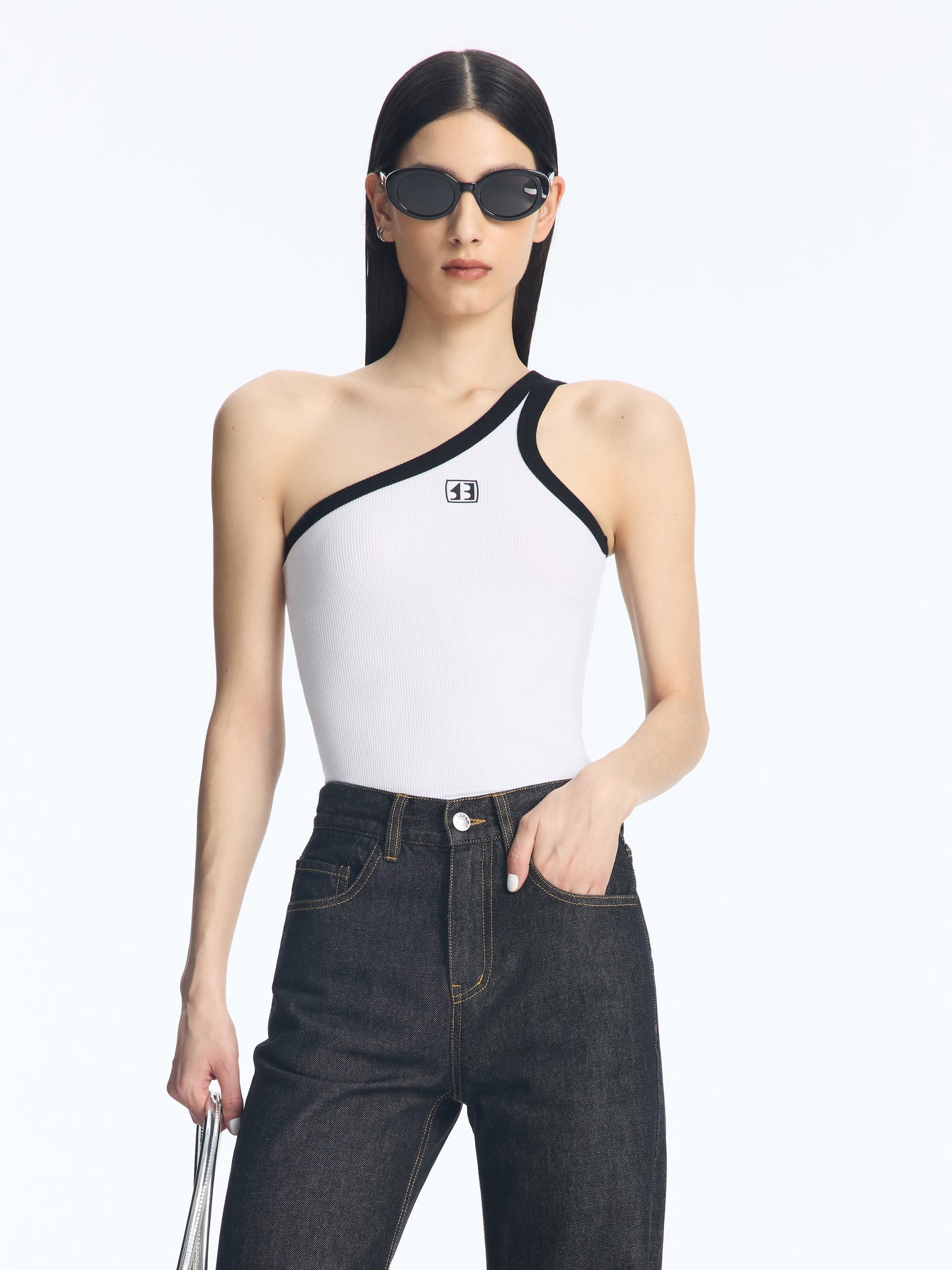One-shoulder tank top