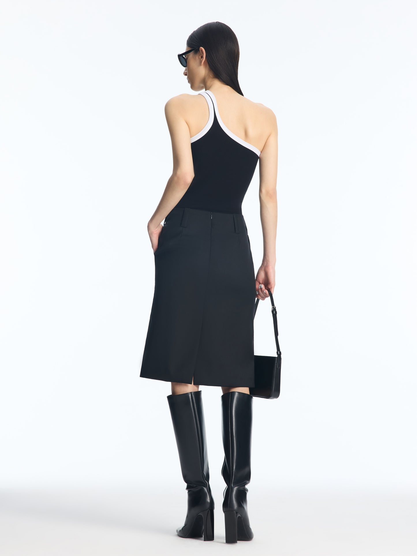 One-shoulder tank top